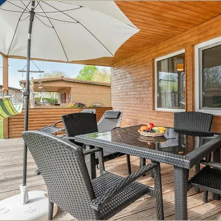 Apartment Bungalow 6 Lutow