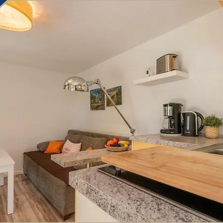 Apartment Bungalow 6